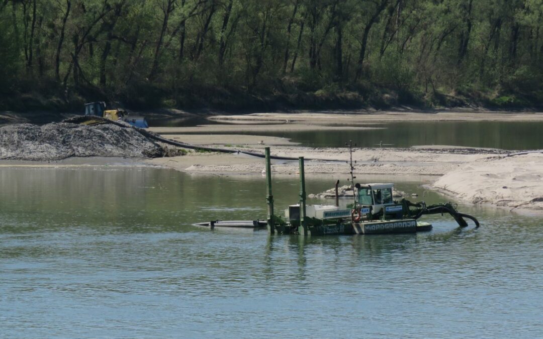 Sand mining in the heart of the Amazon of Europe